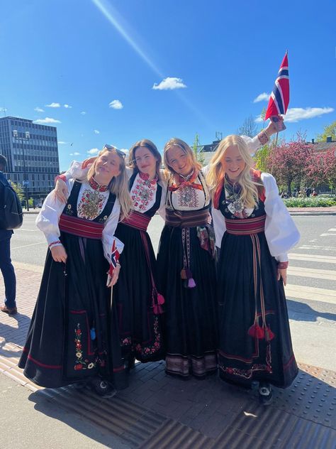 #fashion #aesthetic #fargerike #sthlm #17mai #copenahagen #summer Dutch Culture Traditional Clothes, France Culture Clothes, German Culture Aesthetic Clothes, Norwegian Dress, Norwegian Girl, Traditional German Clothing, Norway Fashion, Nordic Goddesses, Norwegian Culture