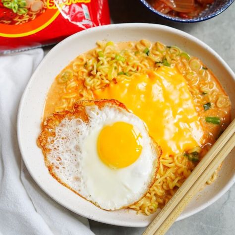 Korean Cheese Ramen - Couple Eats Food Cheese Ramen Korean, American Cheese Ramen, Korean Style Ramen, Cheese Ramen Noodles, Buldak Ramen Recipe, Ramen Cheese, Cheesy Ramen, Top Ramen Recipes, Dessert Night