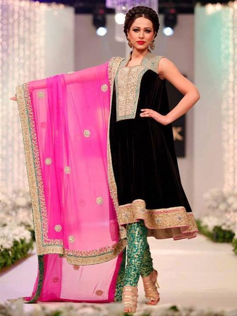 - Bridal Couture Week, Dress Pakistani, Shadi Dresses, Pakistani Couture, Contrast Dress, Pakistani Wedding Outfits, Formal Wear Dresses, Pakistan Fashion, Pakistani Bridal Wear