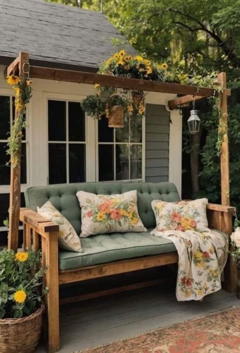 French Country, Cottage & Farmhouse | Facebook Cottagecore Patio, Cottage Garden Inspiration, Patio Paradise, Cozy Porch, Country Cottage Farmhouse, Colonial Cottage, Shabby Chic Decor Bedroom, Vintage Patio, Vintage Porch