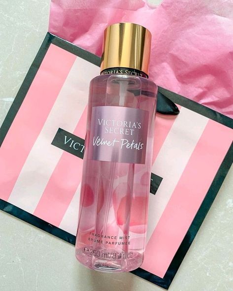 Victorias Secret Perfumes, Victoria Secret Perfume Body Spray, Lovely Perfume, Clear Glowing Skin, Victoria Secret Fragrances, Perfume Body Spray, Victoria Secret Perfume, Girly Accessories, Victoria Secrets