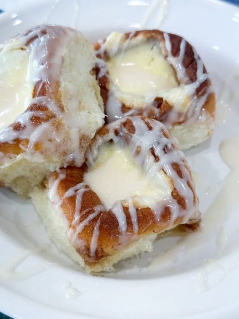 Cream Cheese Danishes - Julia Pacheco Turtle Dessert, Cream Cheese Danish Recipe, Homemade Breakfast Recipes, Cheese Danish Recipe, Cream Cheese Danish, Cheese Danish, Easy Cream, Layered Desserts, Danish Food