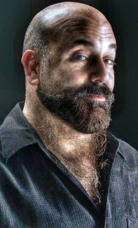 sexy bald men, skinheads and head shaving also kinknhair.tumblr.com for more & other kinks Stylish Beards, Bald Men With Beards, Bald With Beard, Big Beards, Great Beards, Muscle Bear, Beard Styles For Men, Bald Men, Bear Men