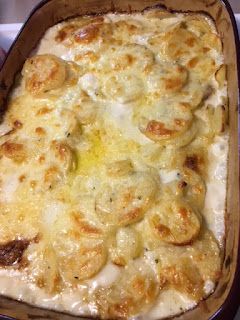 Potatoe Casserole Recipes Scalloped, Scalloped Potatoes Make Ahead, Layered Scalloped Potatoes, Make Ahead Scalloped Potatoes Easy, Make Ahead Cheesy Potatoes, Freezer Scalloped Potatoes, Scalloped Potatoes For A Large Crowd, Scalloped Potatoes For A Crowd, Make Ahead Potato Recipes