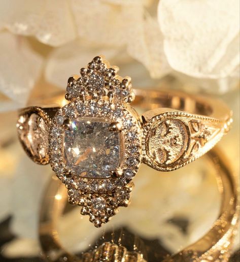 Nora sermez engagement ring Arabic Engagement Rings, Arabic Wedding Rings, Arab Engagement Ring, Nora Sermez Ring, Italian Wedding Ring, Italian Wedding Rings, Mexican Wedding Rings, Engagement Ring For Him, Ethereal Jewelry