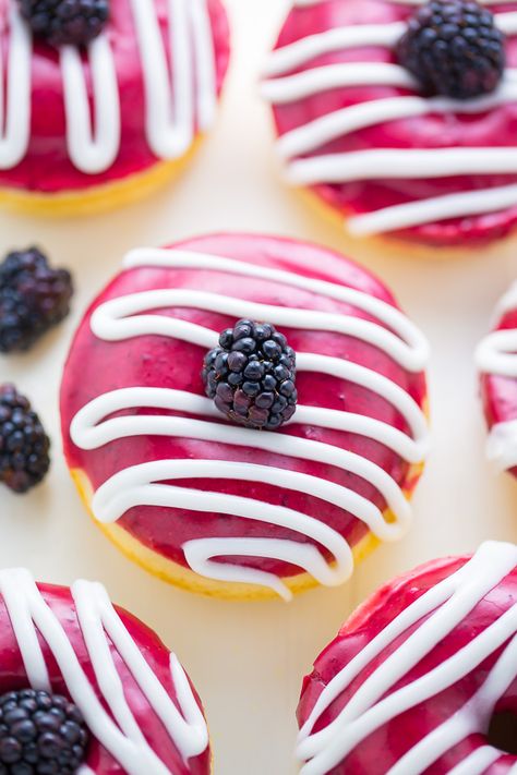 Gourmet Donut, Cherry Donut, Summer Donut Ideas, Jam And Cream Donut Recipe, Raspberry Donut, Blackberry Donut, Raspberry Jam Donut, Dunkin' Donuts, Donut Flavors