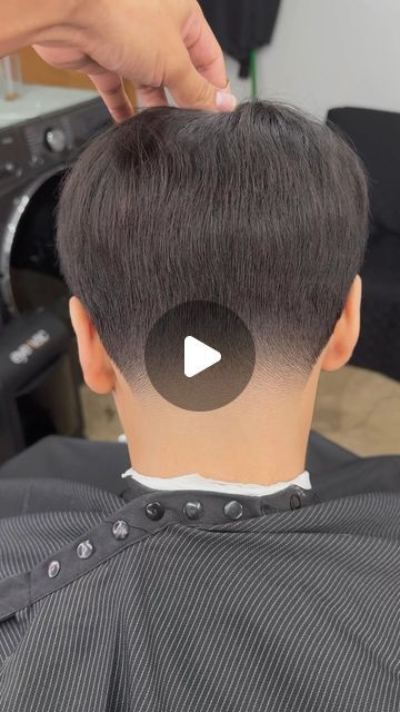 Scissor Taper Haircut, Guys Fade Haircut, Mid Taper With Bulk, Barbers Cut Mens, Buzz Cuts For Boys, Barber Cuts Mens, Hispanic Boy Haircut, Barber Haircuts Mens, Taper Fade Tutorial