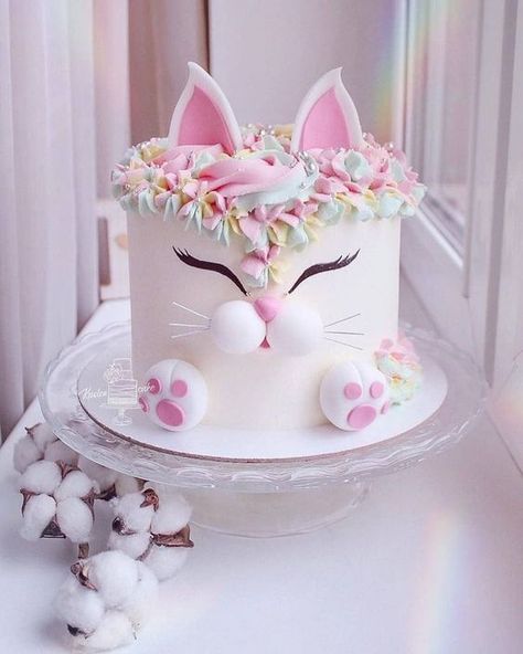 The Most Gorgeous Baby Shower Cakes For Girls Torturi Baby Shower, Baby Shower Cakes Girl, Animal Cakes, Beautiful Birthday Cakes, Bunny Cake, Baby Birthday Cakes, Cat Cake, Beautiful Cake, Cute Birthday Cakes