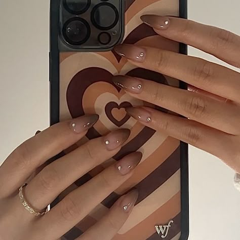 fall nails 

brown nails
neutral nails Light Brown French Tip Nails Almond, Clear Brown Nails, Coffe Nail Ideas, White Brown Nails, Light Brown Nails Design, Brown Ombré Nails, Brown Aura Nails, Brown Ombre Nails, Fall Transition Nails