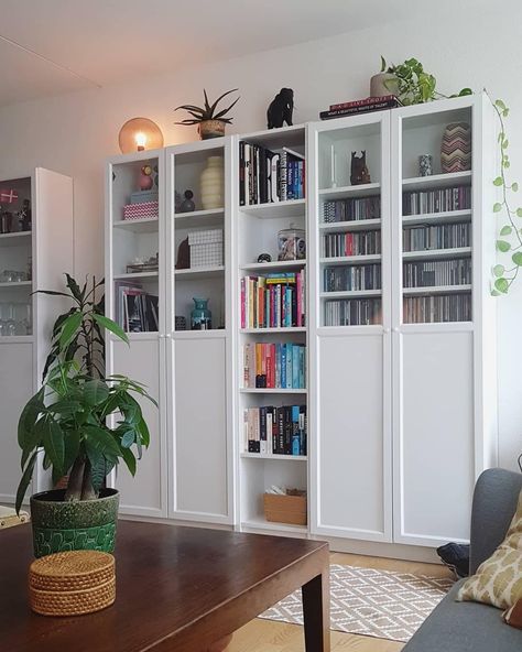 Ikea bookcase hack