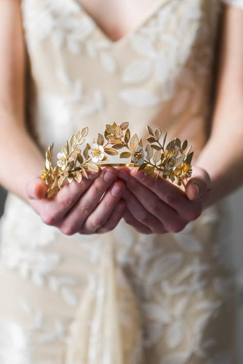 Silver Leaf Headpiece, Leaf Tiara, Gold Leaf Crown, Gold Leaf Headband, Vine Headband, Boho Crown, Leaf Headpiece, Leaf Crown, Flower Tiara