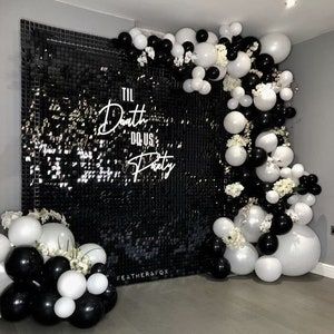 94 Pcs Black Gold White Organic Balloon Garland Arch Kit | Etsy Balloon Backdrop Black And White, Balloon With Backdrop, Black And White Balloon Backdrop, Black And White Birthday Backdrop, Fiestas Black And White, Black White Birthday Party Decor, Black And White Balloon Decorations, Birthday Decorations Black And White, Black Decorations Party