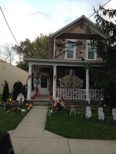 My house decorated for Halloween House Decorated For Halloween, Halloween Decorated House, American House Exterior, Usa House, American House, Haunted Houses, Halloween Haunted Houses, Tiktok Video, Halloween Home Decor