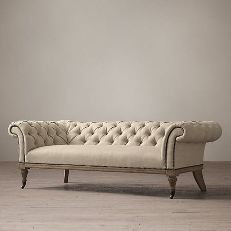 Classic Sofa Designs, Chesterfield Bank, Small Sectional Sofa, Latest Sofa Designs, Classical Furniture, Wooden Sofa Designs, Corner Sofa Design, Chesterfield Sofas, Modern Sofa Designs