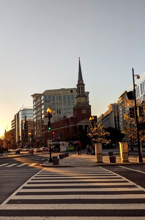 Downtown, Washington DC. Photo by Luanna Falcão Washington Dc Downtown, Downtown Washington Dc, Dc Aesthetic, Washington Dc, Paris Skyline, Washington, Quick Saves, Black