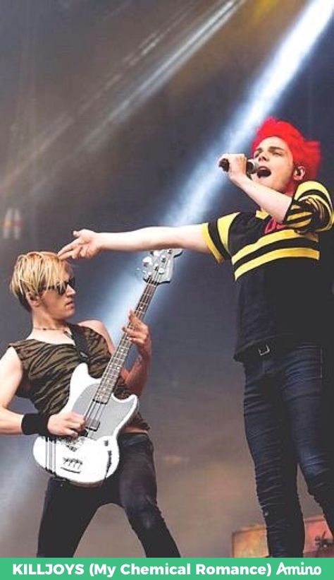 A Splitting Of The Mind, Mikey And Gerard, Way Brothers, The Fabulous Killjoys, Fabulous Killjoys, Random Songs, Mcr Memes, I Love Mcr, Make Some Noise