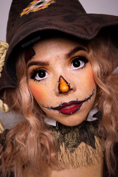 Dark Scarecrow Makeup, Scare Crow Costume Ideas, Cute Scarecrow Makeup For Kids, Pumpkin Scarecrow Makeup, Scarecrow Halloween Makeup Cute, Glam Scarecrow Makeup, Spooky Scarecrow Makeup, Scare Crow Make Up For Women, Sam Halloween Makeup