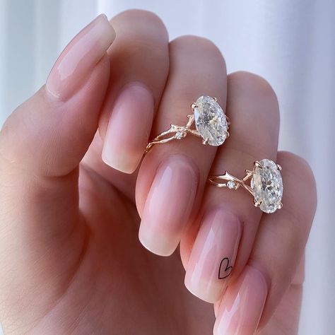 271 Likes, 2 Comments - Keyzar Jewelry 💎 (@keyzarjewelry) on Instagram: “Our gorgeous TWIG ring with oval center stone 🥰 Which one would you choose? 💗 @keyzarjewelry . . .…” Keyzar Jewelry, Holy Matrimony, Dream Wedding Ring, Twig Engagement Ring, Dress Couture, Twig Ring, Ring Settings, Oval Diamond Engagement Ring, Gorgeous Engagement Ring