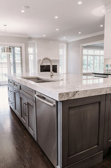 Kitchen Island With Sink And Dishwasher, Marble Top Kitchen Island, Kitchen Island With Sink, Sink In Island, Kitchen Island Bench, Kitchen Island Decor, Modern Kitchen Island, Farmhouse Kitchen Cabinets, Kitchen Island With Seating