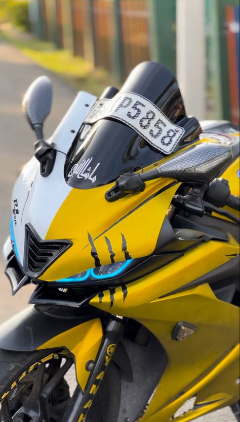 R15 V3 Modified Sticker, R15 V4 Modified, R15 V3 Modified, V3 R15 Black, Bike Aesthetic Wallpaper, R15 Black, Driving Lamborghini, Wallpaper Backgrounds Aesthetic Iphone, Splendor Plus Bike Photo