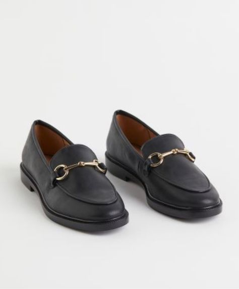 Horsebit Loafers Women Outfit, Loafers Horsebit, Loafers Women Outfit, Interesting Thoughts, Horsebit Loafers, Office Clothes, Black Minimalist, Bit Loafers, Horse Bits