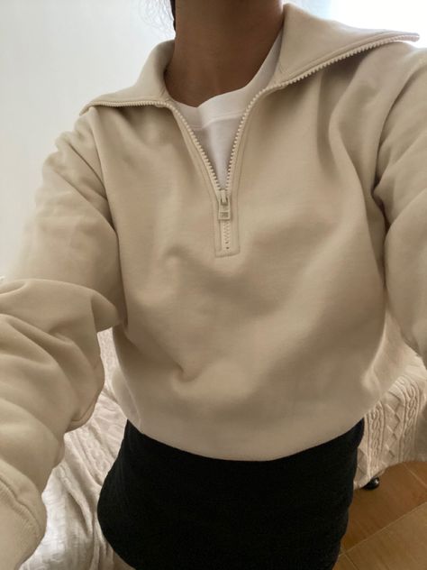 Half Zip Sweater Outfit, Zip Sweater Outfit, Cropped Half Zip, Random Fashion, College Fits, Half Zip Sweater, Zip Coat, Digital Closet, Half Zip Jacket