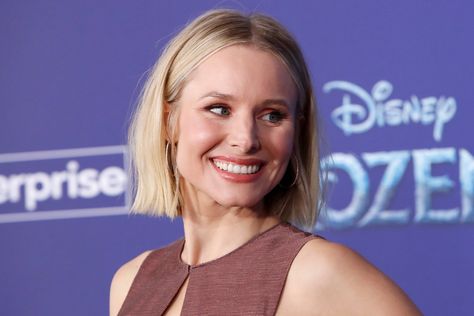 Kristen Bell Adopts Three-Legged Rescue Dog Because 'Who Needs Four Legs Anyway?' - One Green Planet Home Alone Actor, Cute Cartoon Faces, Matthew Morrison, Dax Shepard, Lazy Eye, Grammy Party, Charissa Thompson, Melissa Joan Hart, Angry Birds Movie