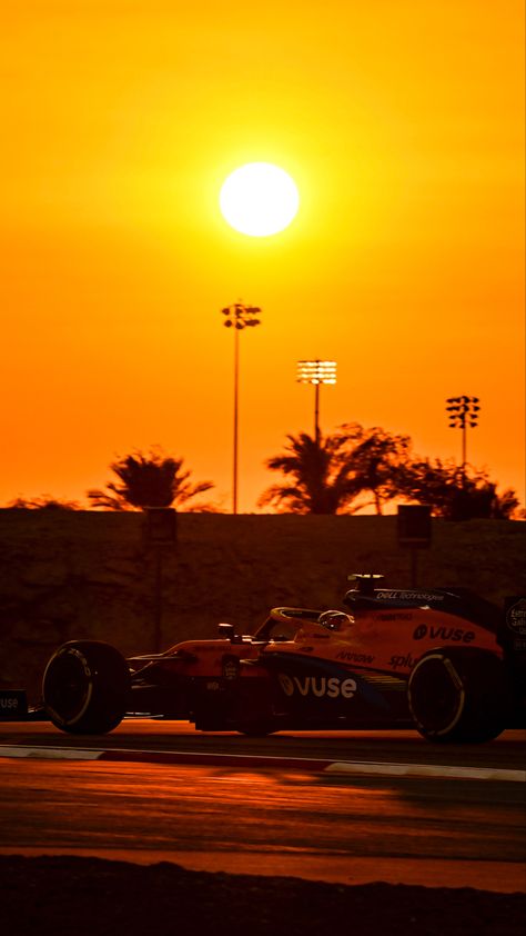 Orange Ferrari, Formula 1 Iphone Wallpaper, F1 Wallpaper Hd, Mclaren Formula 1, Sci Fi City, Rainbow Photo, Formula 1 Car Racing, Cool Pictures For Wallpaper, Crazy Wallpaper