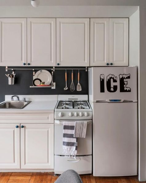 Short on kitchen storage? Put the unused space between your upper and lower cabinets to good use with a rail system. From kitchen tools to tablet docks, it’s easy to find an accessory for storing nearly anything you can think of. For even more storage, DIY your own backsplash storage system using a pegboard with our how-to, below. Ikea Small Kitchen, Micro Kitchen, Organiser Cucina, Tiny Kitchen Design, Diy Storage Rack, Ikea Kitchen Design, Small Apartment Kitchen, Beautiful Kitchen Designs, Kitchen Images