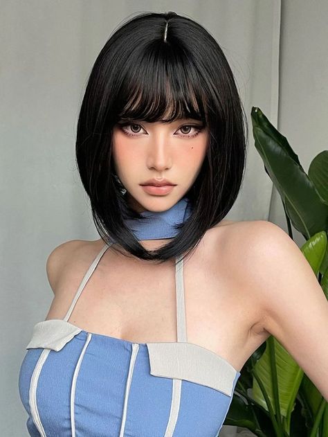 Bob Pendek, Short Straight Bob, Black Bob, Photographie Portrait Inspiration, Short Bob Wigs, Short Hair With Bangs, Hair Reference, Bang Bang, Wigs With Bangs