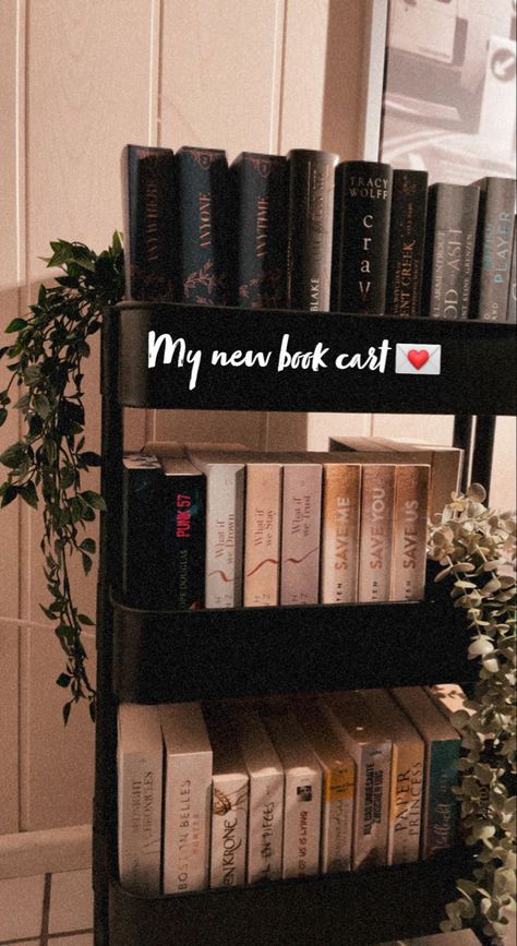 Black Book Cart, Tbr Cart Ideas, Book Carts Aesthetic, Bestie Apartment, Book Carts, Book Edits, Book Cart, Cart Ideas, Bookshelf Organization