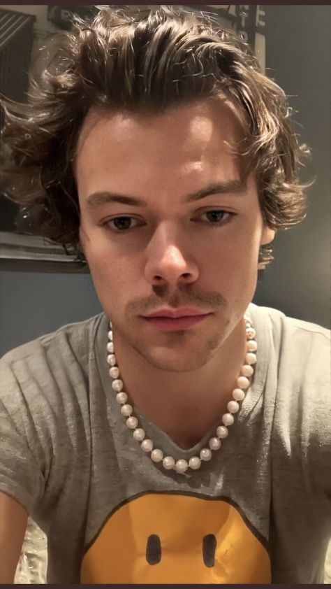 Harry Styles Selfie, Harry 1d, Harry Styles Cute, Harry Styles Wallpaper, Harry Styles Pictures, Harry Styles Photos, Louis And Harry, Mr Style, The Perfect Guy