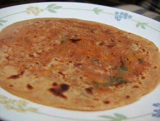 This weekend is rather slow for me.Oops don't want to jinx that! Enjoyed the afternoon with my son watching Despicable Me. So here is a  v... Aalo Paratha, Alu Paratha, Missi Roti, Indian Bread Recipes, Chapati Recipes, Pizza Bread Recipe, Aloo Paratha, Roti Recipe, Paratha Recipes