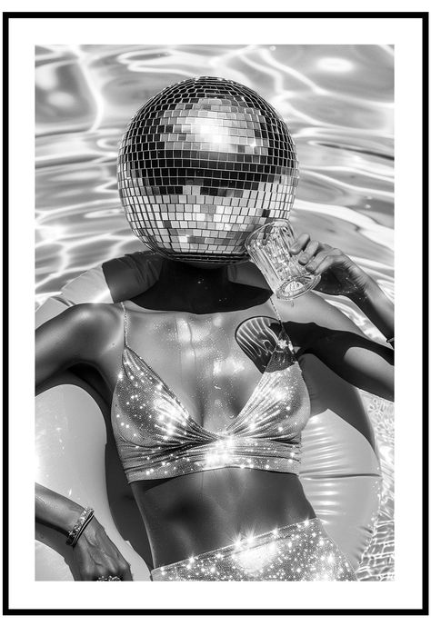 pool party poster Cool Wall Pictures, Black And White Pool Party, Party Poster Ideas, Pool Party Looks, Womens Poster, Chic Posters, Disco Ball Head, Pool Party Design, Uni Posters