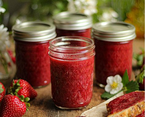 Strawberry Honey Butter Recipe, Ball Recipes Canning, Ball Strawberry Jam Recipe, Ball Canning Recipes, Strawberry Canning, Strawberry Honey Butter, Strawberry Butter Recipe, Butterball Recipe, Butter Recipes Homemade