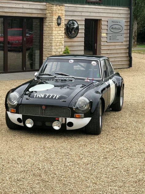 Mg Mgb Gt, Mgc Gt, Mgb Gt, Mg Mgb, Triumph Spitfire, Mg Cars, New Sports Cars, Classic Racing Cars, British Sports