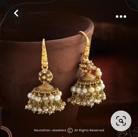 Pearl Jhumkas Gold, Paithani Dresses, Antic Jewelry, Latest Gold Earrings, Navrathan Jewellers, Jhumkas Gold, Pearl Jhumkas, Indian Gold Jewellery, Graff Diamonds