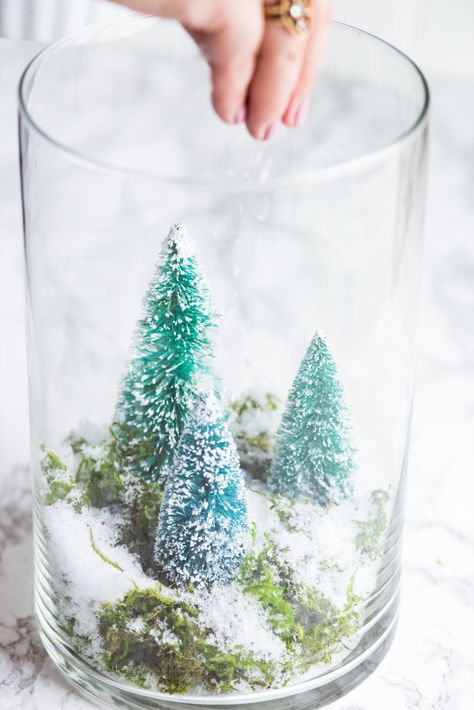 DIY Terrarium Winter Scene | Christmas DIY ideas, homemade Christmas decorations and more from @cydconverse Winter Terrarium, Chocolate Bark Christmas, Diy Terrarium, Christmas Playlist, Diy Snow Globe, Homemade Christmas Decorations, Terrarium Diy, Christmas Chocolate, Winter Diy