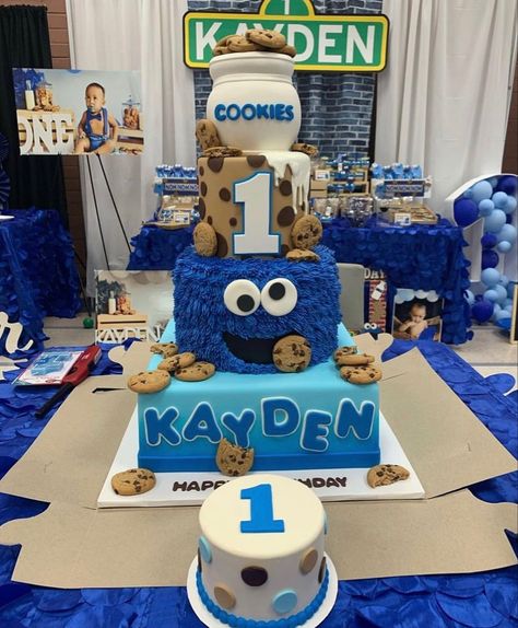 Sons 1st Birthday Ideas, Son First Birthday Themes, 1 St Birthday Ideas, Cookie Monster Birthday Theme, First Bday Party Ideas Boy, Baby Boy Party Ideas, Cookie Monster Birthday Party Ideas, Cookie Monster Party Food, Cookie Monster Theme Party