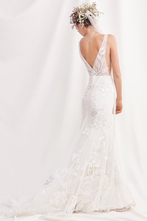 Honor by Willowby | 2019 Willowby Collection | Love Her Madly Collection | When you want an incredible gown you can wear (without it wearing you), there’s our fit-and-flare Honor. Crafted of unlined airy tulle with overlaid ivory floral lace, it’s just that easy to fall for | Sleeveless Wedding Dress | Fit and Flare Wedding Dress | V neck Wedding Dress | Low Back Wedding Dress | Floral Motif Wedding Dress | Romantic Wedding Dress | #willowby #watters #aandbebridalshop Willowby By Watters, By Watters, Western Wedding Dresses, Fit And Flare Wedding Dress, V Neck Wedding Dress, Designer Bridal Gowns, Classic Wedding Dress, Fitted Wedding Dress, Wedding Dresses Romantic