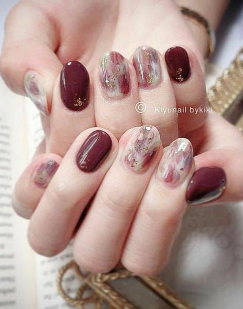 Marble Nail Design, Kutek Disney, Unghie Nail Art, Korean Nail Art, Marble Nail Designs, Marble Nail, Manicure Gel, Marble Nail Art, Beauty Nails Design