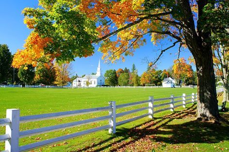 Craftsbury Common - Craftsbury, Vermont  John H. Knox - Photographer Alfred Hitchcock Movies, Seasons Photography, Country Church, Lovely Smile, Autumn Thanksgiving, Scenery Nature, Autumn Beauty, Alfred Hitchcock, Gone With The Wind