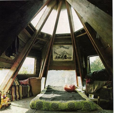 I think I have pinned this before- I don't care, I'll pin it a hundred times again, I love it so!* Dream House In The Woods, Design Del Prodotto, Forest House, My New Room, House In The Woods, Handmade Home, Apartment Therapy, Dream Room, 인테리어 디자인