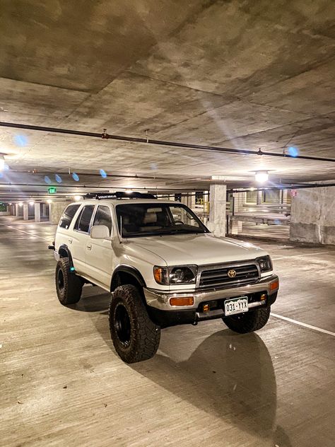 3rd gen 4runner on 33s 97 Toyota 4runner, 2nd Gen 4runner Mods, 2002 Toyota 4runner, First Gen 4runner, Modded 4runner, 1996 Toyota 4runner, Old Toyota 4runner, Old 4runner, 3rd Gen 4runner Mods