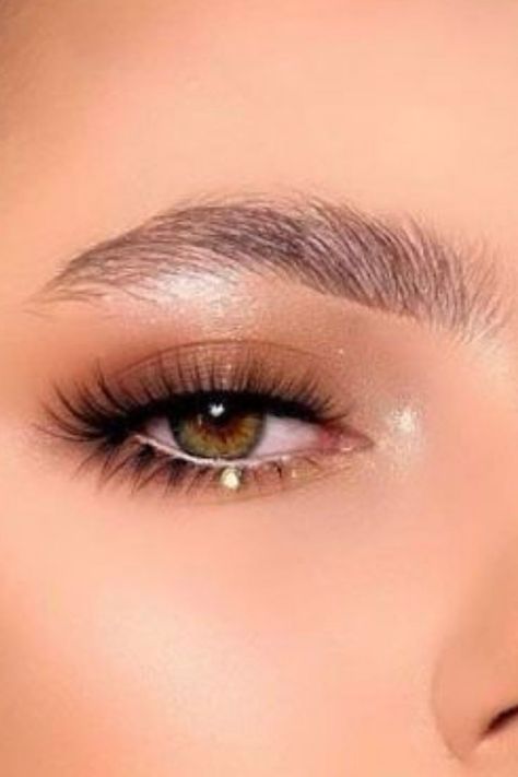 Simple Make Up With Rhinestones, Formal Simple Makeup, Gem Under Eye Makeup, Simple Eye Makeup With Gems, Natural Makeup With Rhinestones, Simple Euphoria Makeup, Rhinestone Eye Makeup Simple, Simple Gem Makeup, Simple Rhinestone Makeup