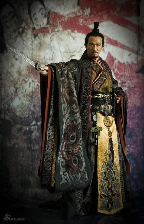 Ancient China Clothing Men, Qin Dynasty Clothing, Chinese Emperor Clothing, Ancient Chinese Clothing Men, Han Dynasty Clothing, Chinese General, Ancient China Clothing, Male Hanfu, China History