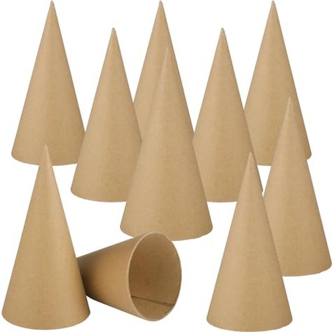 Ornament Cone Tree, Christmas Paper Mache, Diy Art Crafts, Cardboard Craft, Paper Cones, Craft Home, Diy Gnomes, Christmas Paper, Paper Mache