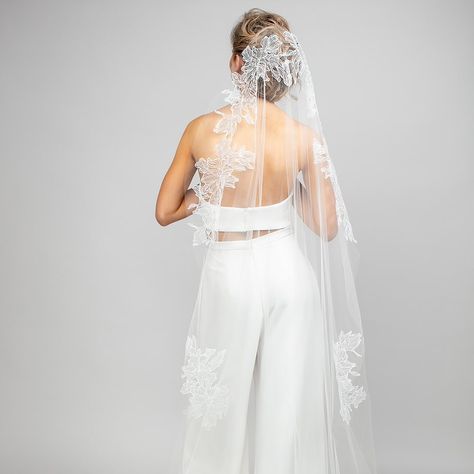 We’re obsessed with ‘Peony’ Our newest chapel, sparkle tulle, and lace veil from the SS 25 collection. She’s everything for the modern bride who wants a classic element on her day Lace Mantilla Veil, Mantilla Veil, Cathedral Length Veil, Lace Veil, Bridal Clutch, Lace Veils, Modern Accessories, Light Ivory, Bridal Belt