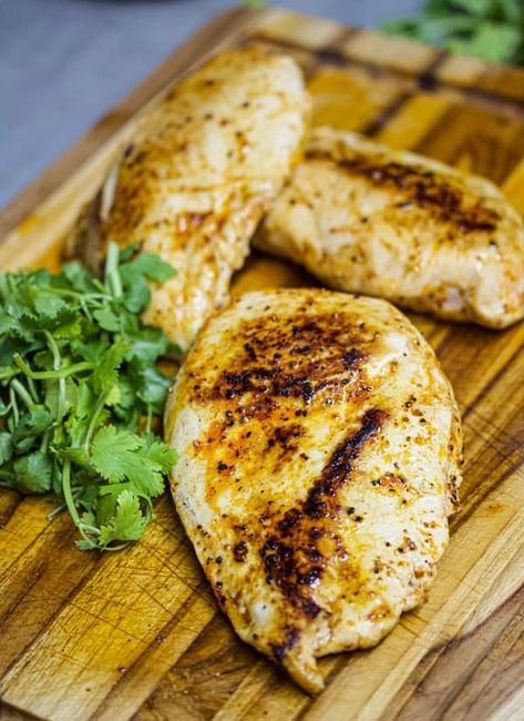 The Best Sous Vide Chicken Breast Recipe - Sous Vide Ways Sous Vide Recipes Chicken, Sous Vide Chicken Breast, Sous Vide Chicken, Ninja Cooking System Recipes, Make Shredded Chicken, Breaded Chicken Breast, Chicken Breast Recipe, Sous Vide Recipes, Sous Vide Cooking