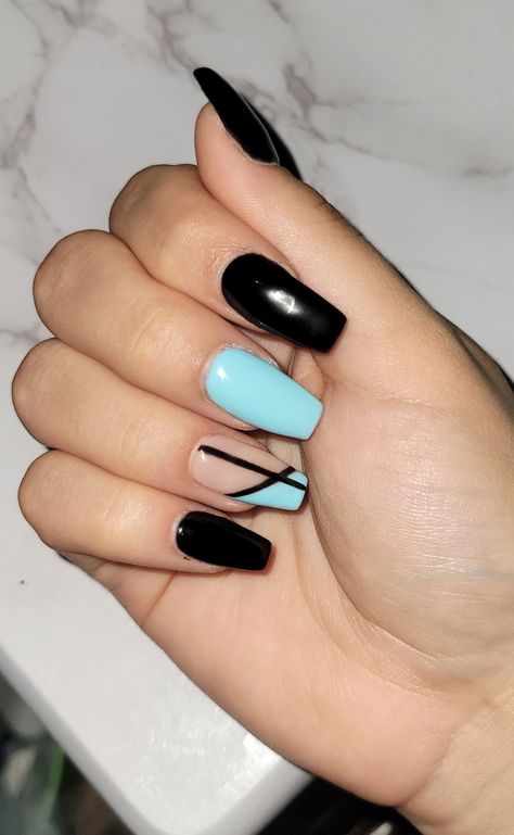 Blue Nails With Black Lines, Black And Blue Nails Acrylic Coffin, Gel X Nails Coffin Medium, Black Blue Acrylic Nails, Black And Blue Nail Ideas Short, Blue Nails For School, Nail Ideas Acrylic Coffin Medium, Medium Coffin Shape Nails Designs, Black Blue And White Nails